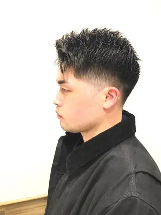 ショート ゼロスバーバーショップ所属・予約1000件超 ✨メンズパーマのヘアスタイル