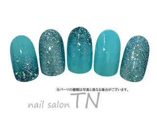 ネイル 矢川 まどかのネイルデザイン