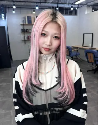 ロング Aika 🖤のヘアスタイル