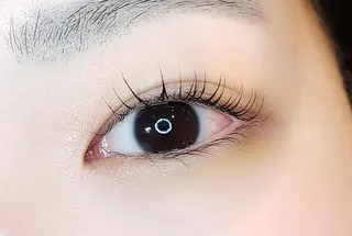 マツエク・マツパ LASH BAR天王寺店所属・LASH BAR  友久のマツエク・マツパデザイン