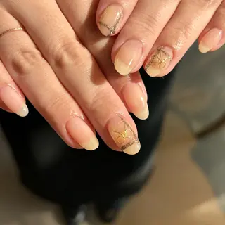 ネイル 関谷 真登佳のネイルデザイン