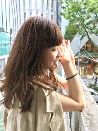 セミロング 20代半ば上質なへア ケア 髪質改善 大西のヘアスタイル