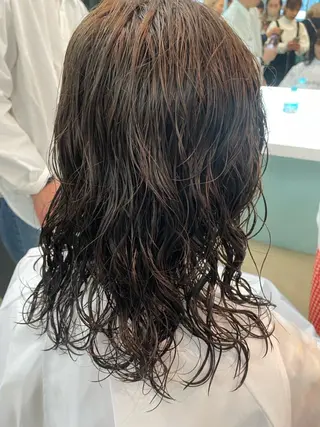 ミディアム パーマ RUTH所属・厚見 早紀のマツエク・マツパデザイン