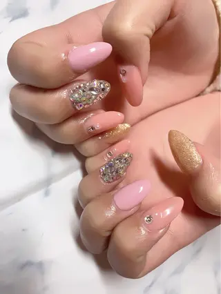 ネイル 菅野 愛花のネイルデザイン