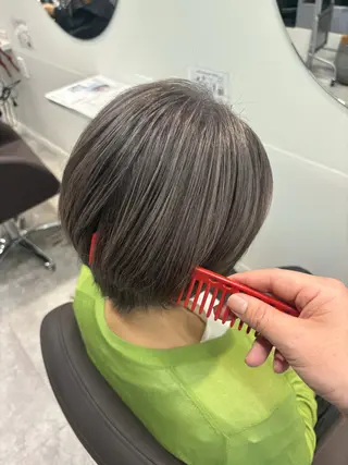 ショート GBG高崎店所属・白髪ぼかし専門/冨澤 優のヘアスタイル