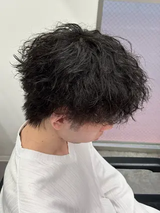 ミディアム カラー パーマ メンズ メンズパーマ特化 🔥韓国ヘア職人🔥のヘアスタイル