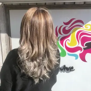 セミロング カラー Hair salon The  hiveのヘアスタイル
