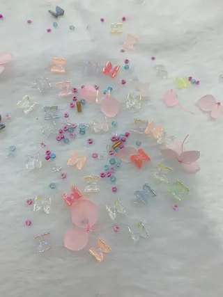 ネイル 🦋ネイルサロン ブラン🌈ゆりのネイルデザイン