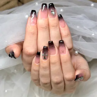 ネイル MIGHTY COLORのネイルデザイン