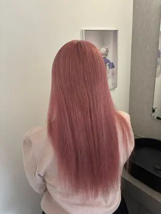 ロング カラー ユラ /ブリーチのヘアスタイル