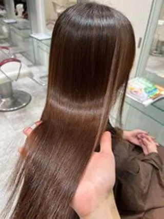 ロング 山路 悠佳のヘアスタイル