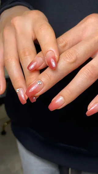 ネイル NAILSALON SONA所属・T. Ranのネイルデザイン