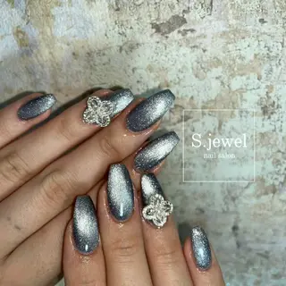 ネイル S♡JEWEL所属・S. JEWELのネイルデザイン