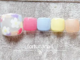 ネイル Nail •Head スパFortunaのネイルデザイン