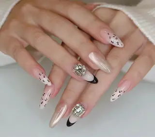 ネイル エリ🫧 nail池袋東口のネイルデザイン