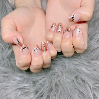 ネイル 個室ネイルサロンDolly Girl〜ドーリーガール〜所属・DollyGirl KYOKOのネイルデザイン