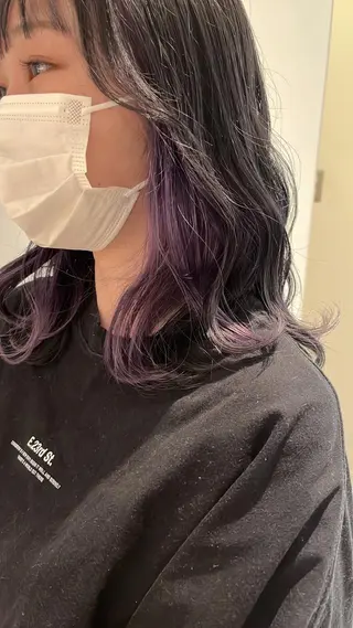 セミロング カラー 三好 菜月のヘアスタイル