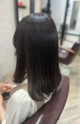 セミロング カラー 🫧ぷる艶カラー🫧 Yuubi🦩のヘアスタイル