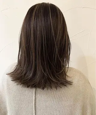 ミディアム カラー 樋野 亮のヘアスタイル