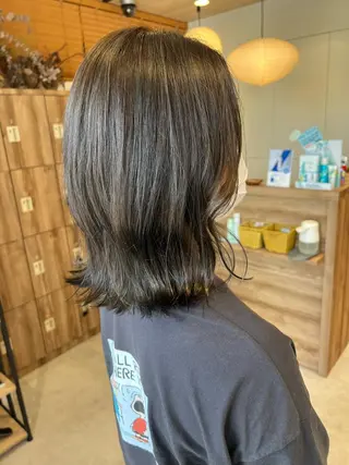 ショート カラー Oasisgarden所属・レイヤー/ブリーチ MOMOのヘアスタイル