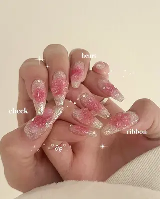 ネイル nail salon CAREY 🎀のネイルデザイン