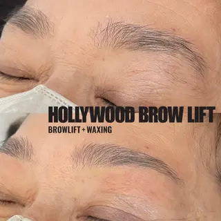 アイブロウ puna nailのネイルデザイン