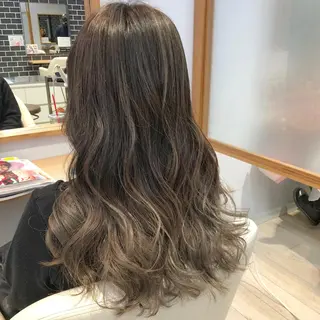 ロング カラー 高松 沙耶のヘアスタイル