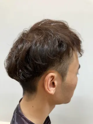 ショート カラー パーマ ナチュラルカラー✨ SHINYAのヘアスタイル