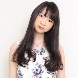 ロング 中林 由佳のヘアスタイル