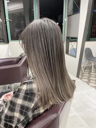 ロング カラー JILL by GiseL/天神のヘアスタイル