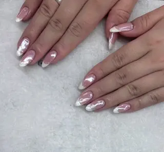 ネイル *RAIMU* HOLOGRAMのネイルデザイン