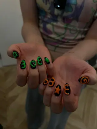 ネイル Nes.Nail所属・Miyagi Asamiのネイルデザイン