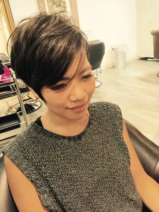 ショート カノンバイフラミューム所属・ショートは任せて ミヤザキのヘアスタイル