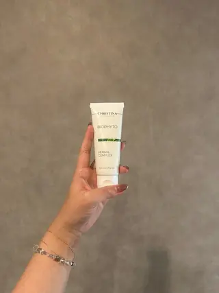 atelier design 【アトリエデザイン】所属・肌質・体質改善✖️ 小顔｜Rikaのエステ・リラクイメージ