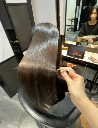 ロング カラー 近藤千翔🩵 髪質改善Periodのエステ・リラクイメージ