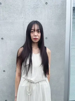 ロング 佐伯 和佳のヘアスタイル