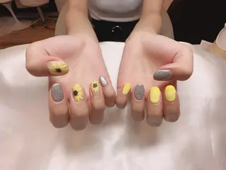 ネイル Ui_Amor (パラジェル)のネイルデザイン