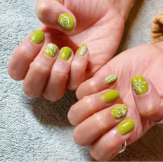 ネイル Seek Red Nail所属・Yoshitake Saoriのネイルデザイン