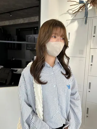 カラー 河野 いずみのヘアスタイル