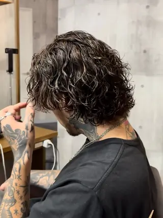 パーマ メンズ 心斎橋ハイトーン特化 midori🍀のヘアスタイル