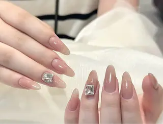 ネイル Ui_Amor (パラジェル)のネイルデザイン