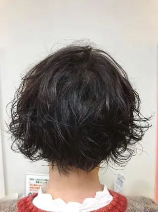 ショート カラー パーマ 横田  尚登のヘアスタイル