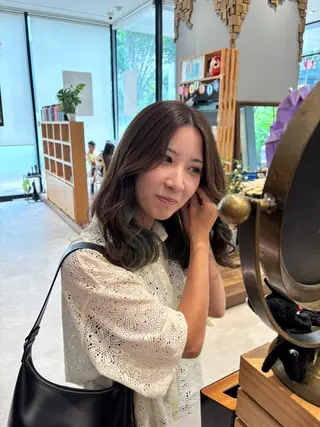 ロング カラー パーマ ヘアアレンジ 加藤 愛実のヘアスタイル