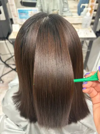 ミディアム mo neのヘアスタイル
