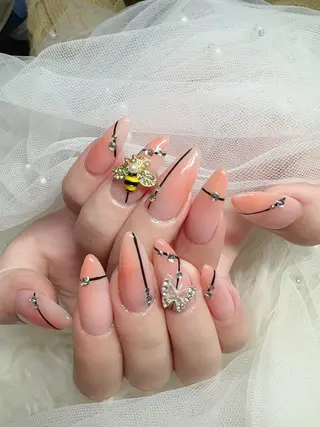 ネイル ＆ME アンドミーのネイルデザイン