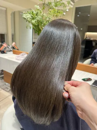 ロング Ence 銀座所属・植木 まりなのヘアスタイル