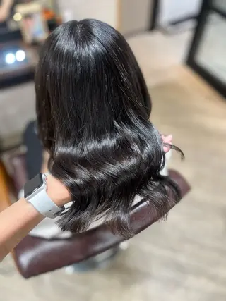 ミディアム カラー 🫧ぷる艶カラー🫧 Yuubi🦩のヘアスタイル