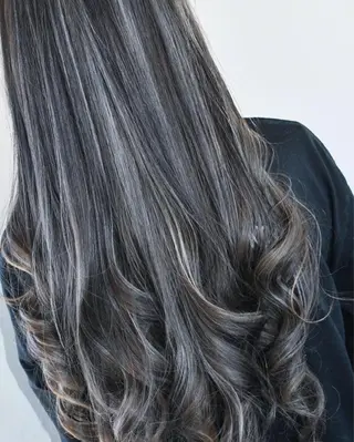 ロング カラー 🔹TOMO🔹 圧倒的経験値🔹のヘアスタイル