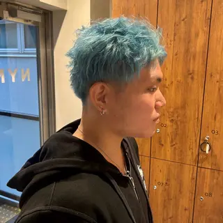 カラー メンズ メンズ特化/センター パート🩵のヘアスタイル