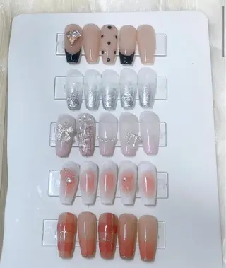 ネイル Rencontre所属・Rencontre 四谷三丁目韓国ネイルのネイルデザイン